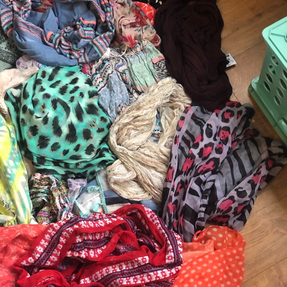 Scarves - Picture 2 of 3
